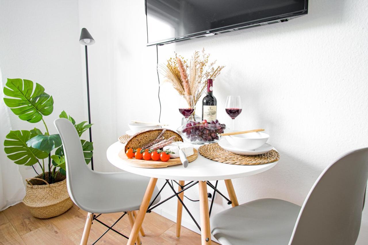 Homefy Studio Heaven - Self Check-In - Free Parking - Elevator Essen Exterior foto